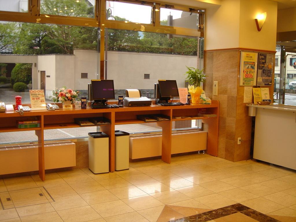 Toyoko Inn Kofu-Eki Minami-Guchi No.1 Εξωτερικό φωτογραφία
