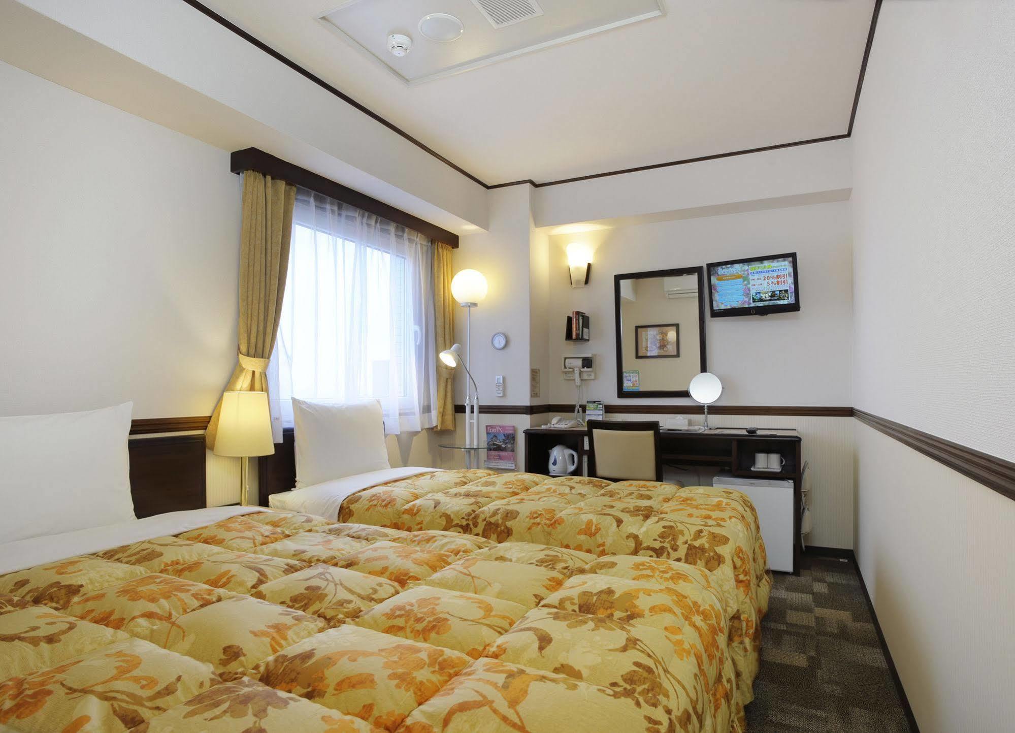 Toyoko Inn Kofu-Eki Minami-Guchi No.1 Εξωτερικό φωτογραφία