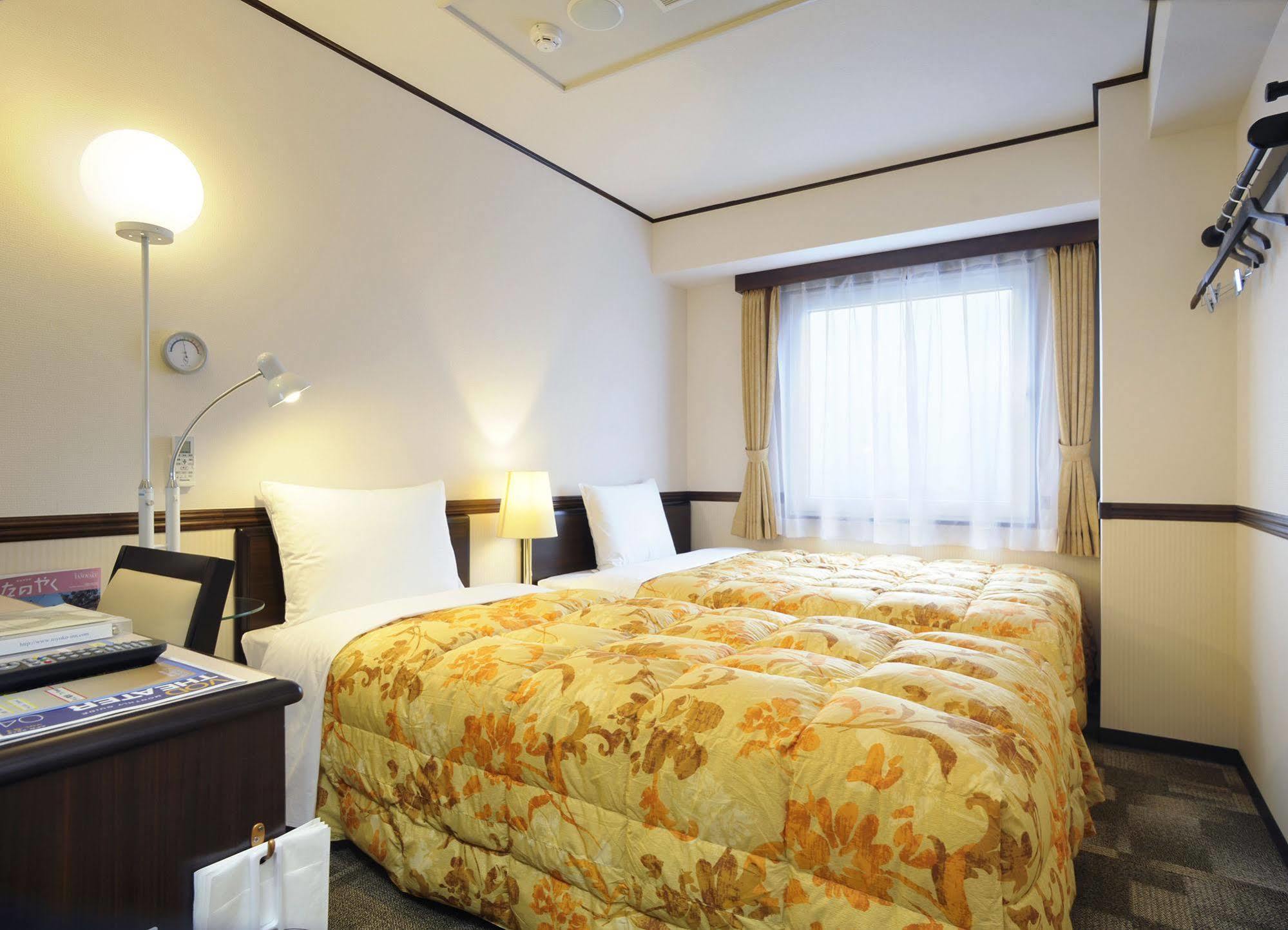 Toyoko Inn Kofu-Eki Minami-Guchi No.1 Εξωτερικό φωτογραφία