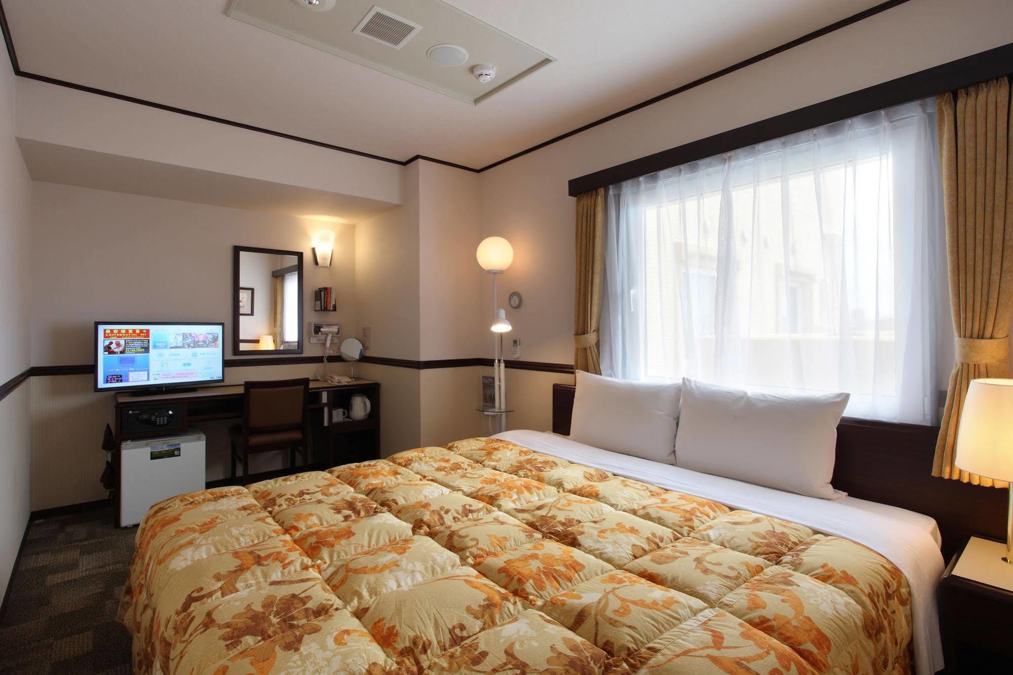 Toyoko Inn Kofu-Eki Minami-Guchi No.1 Εξωτερικό φωτογραφία